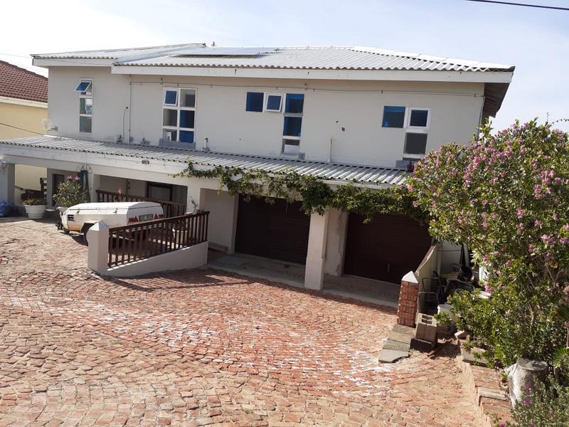 8 Bedroom Property for Sale in Jongensfontein Western Cape